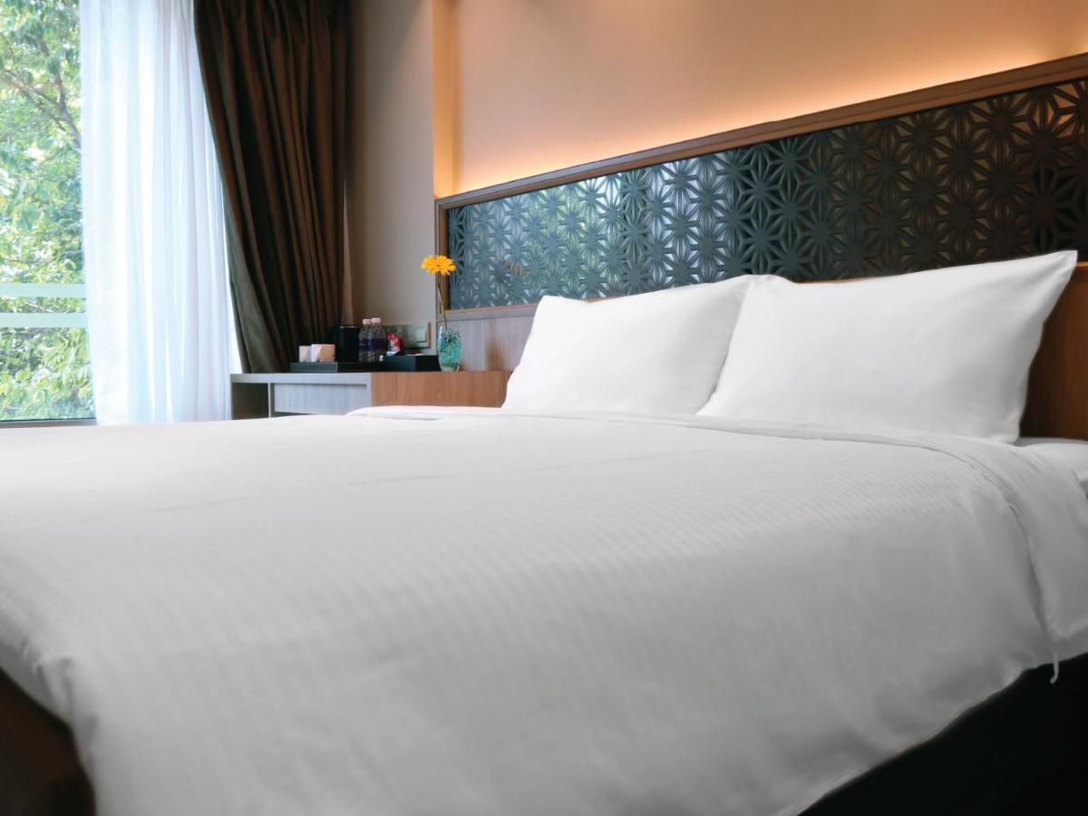 Aqueen Prestige Hotel Jalan Besar Singapur Zewnętrze zdjęcie