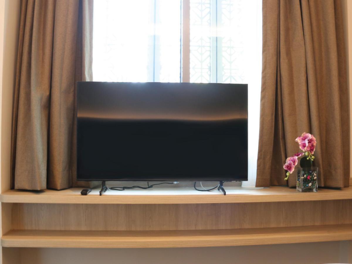 Aqueen Prestige Hotel Jalan Besar Singapur Zewnętrze zdjęcie