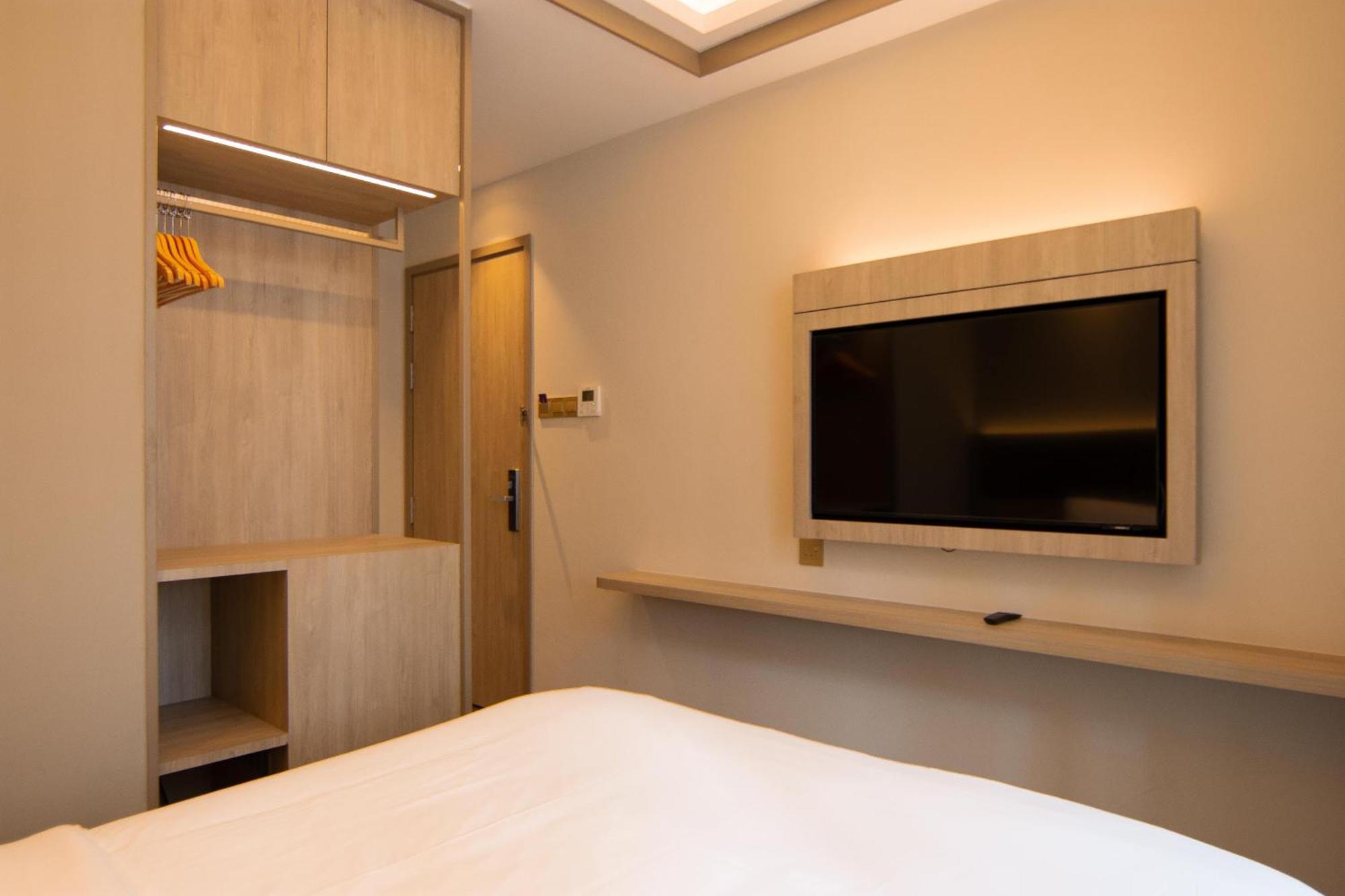 Aqueen Prestige Hotel Jalan Besar Singapur Zewnętrze zdjęcie