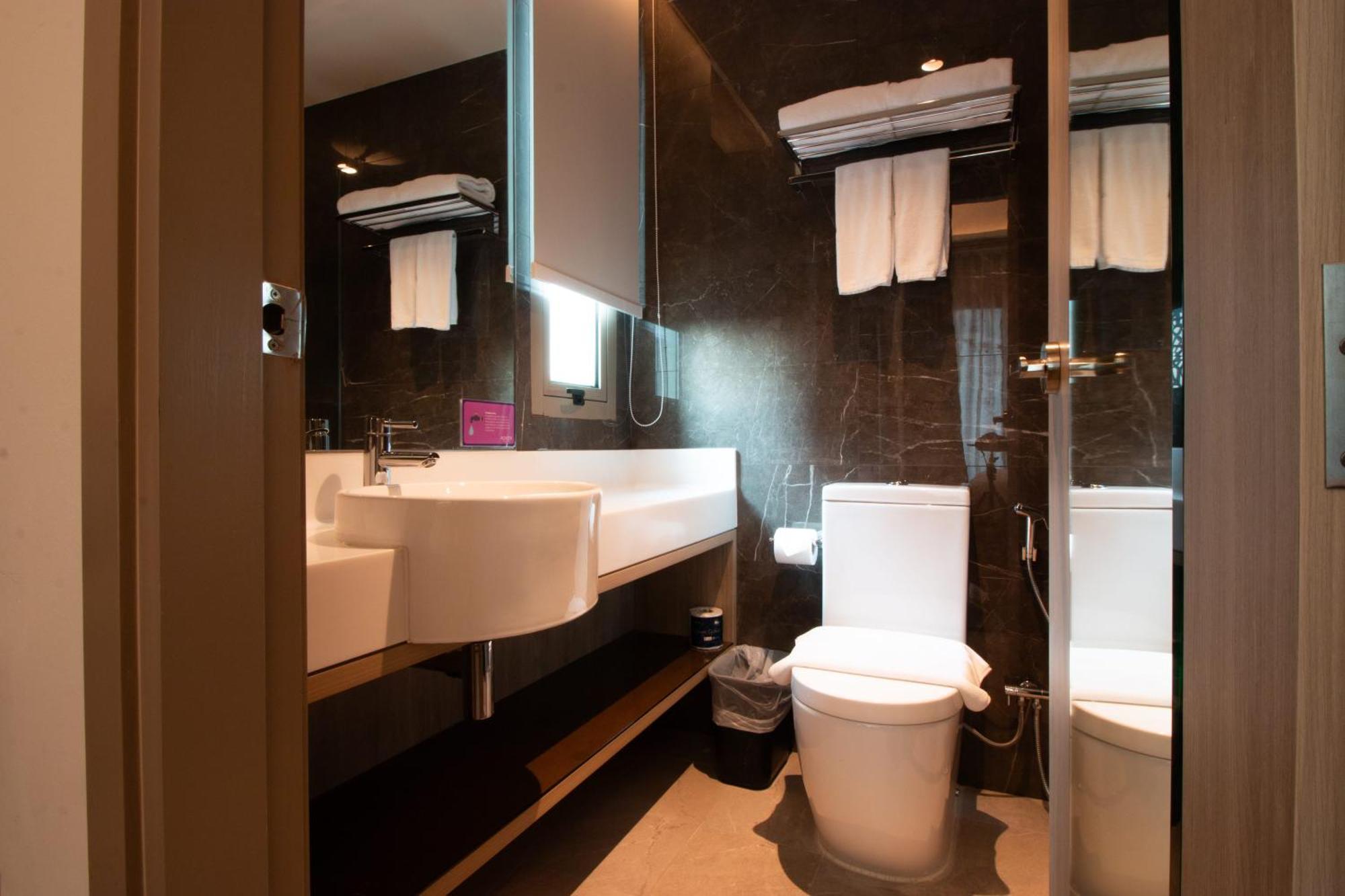 Aqueen Prestige Hotel Jalan Besar Singapur Zewnętrze zdjęcie